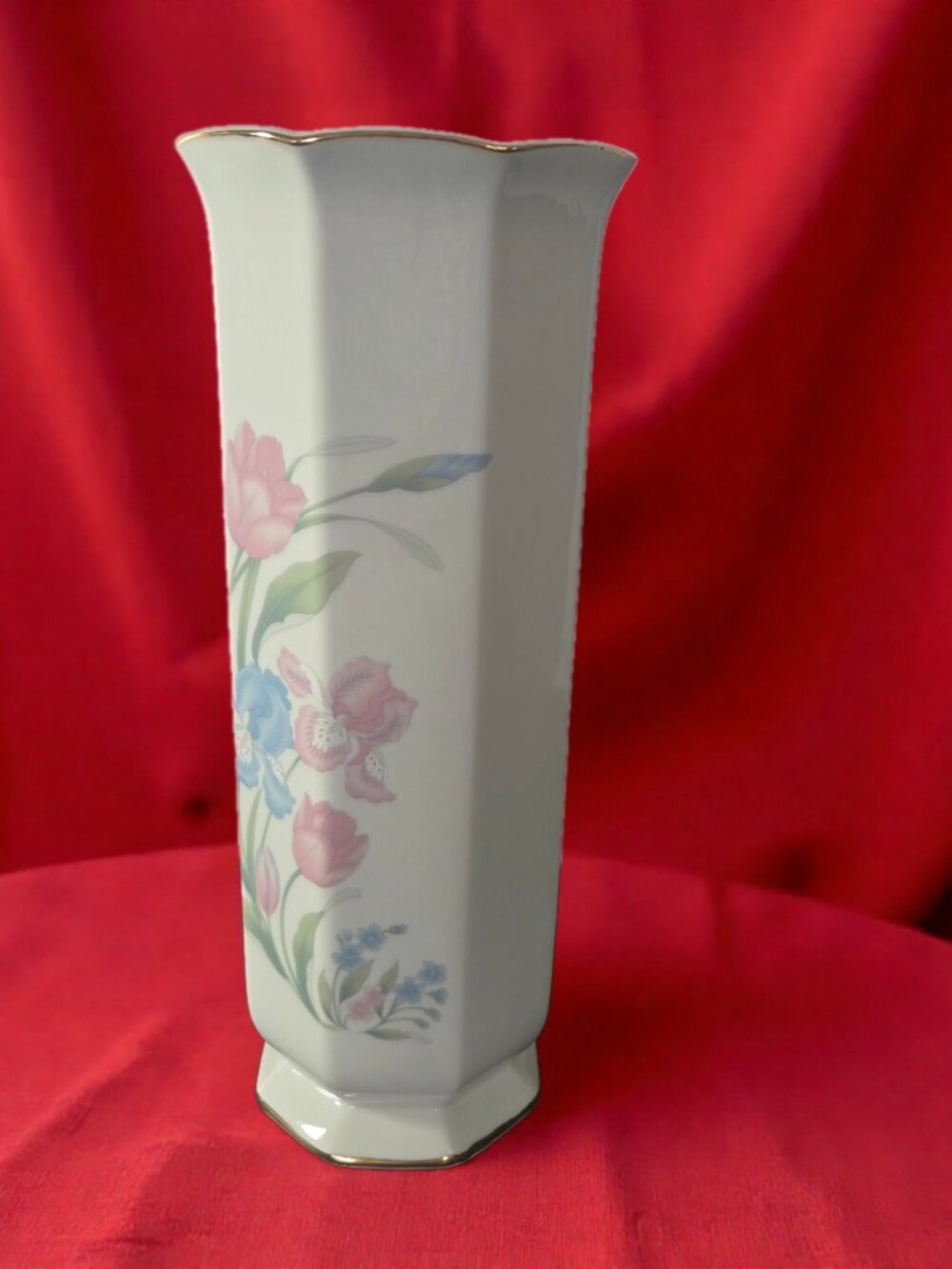 Vintage Jamestown China Floral Vase Gold Rim Octagonal Porcelain Japan